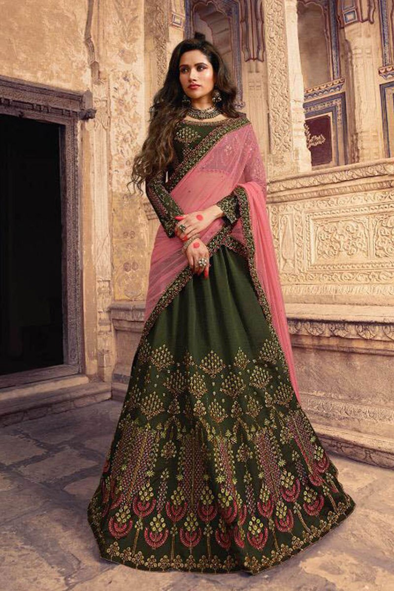 Buy Salwar Kameez Online | Pakistani Salwar Suits USA | Indian Dresses Sale  USA: Mehendi Green