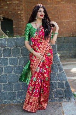 Graceful Red Banarasi Silk Designer Jaquard Work Saree