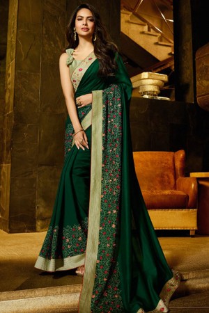 Esha Gupta Beautiful Green Georgette Embroidered Party Wear Saree With Silk Blouse