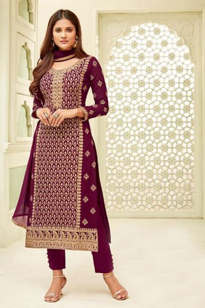 Lovely Purple Georgette Embroidered Designer Salwar Suit With Chiffon Dupatta